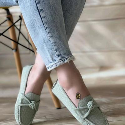 کالج زنانه با رویه ترکیبی چرم و جیر کفی طبی در سه رنگ