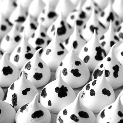 مرنگ با طرح گاو