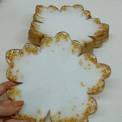 بشقاب گل پنج پر طلایی