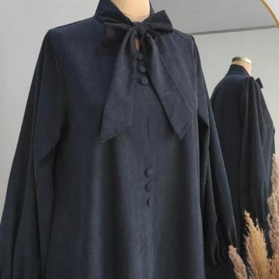 رویه زنانه مخمل مدل مانتو بلند پاپیونی مخمل کبریتی ریز شیک