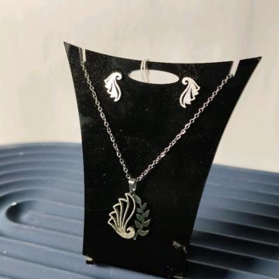 نیم ست زنانه