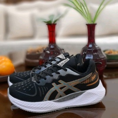 کتانی آسیکس