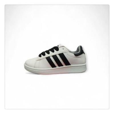 1048 کفش کتانی آدیداس اسپرت