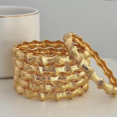 النگوی زنانه رنگ ثابت