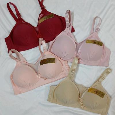 سوتین اسفنجی مدل زیر کتی جلو حریر بدون جک و فنر سایز 85 تا 95