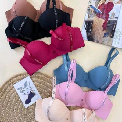 سوتین اسفنجی بدون فنر لیزری زنانه اعلا