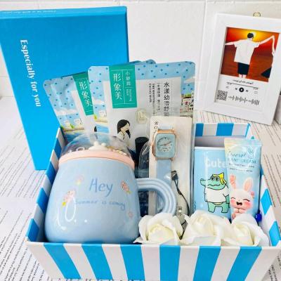 باکس آبی ویژه ولنتاین