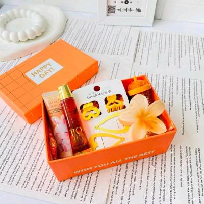 باکس نارنجی ویژه ولنتاین