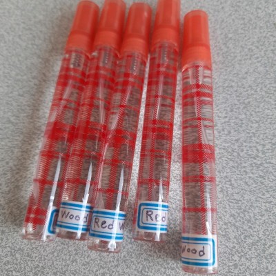 ادوپرفیوم مردانه مدل REDWOOD لدورا فرگرنس 10 میلی‌لیتر