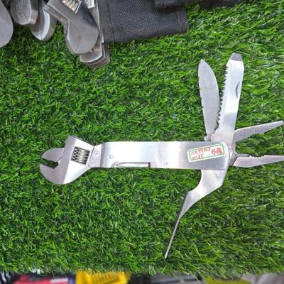 آچارفرانسه همه کاره