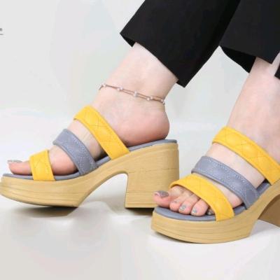 صندل پاشنه بلند