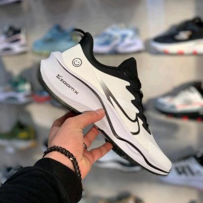 کفش نایک زومیکس طرح لبخند مردانه