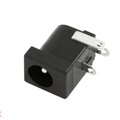 پک چهارتایی جک آداپتوری مادگی مشکی مدل DC-005