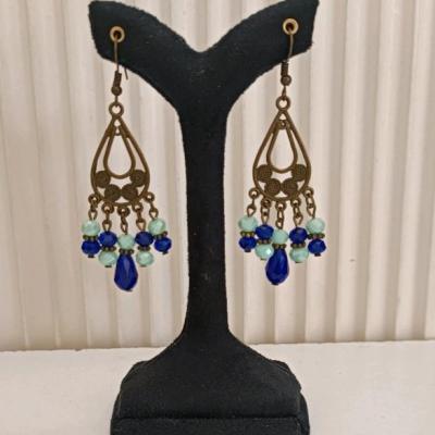 گوشواره سنتی آویزدار آبی کاربنی و فیروزه ای