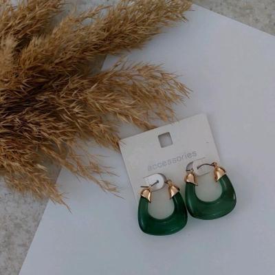 گوشواره رزینی