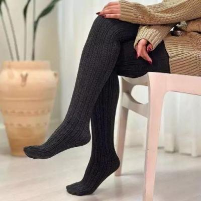 جوراب شلواری گندم