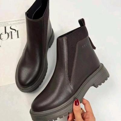 نیم بوت راحت و سبک