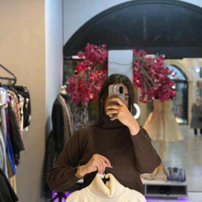 بلوز بافت قهوه‌ای دخترانه زنانه یقه اسکی خارجی