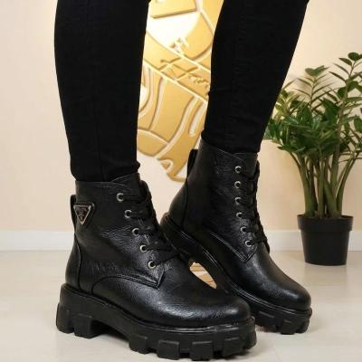 نیم بوت طبی مدل پردا