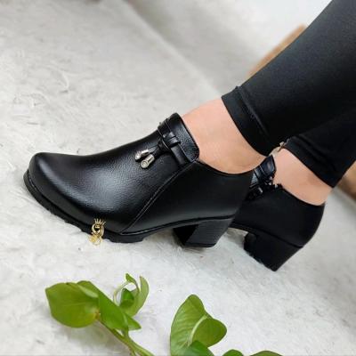 کفش طبی زنانه مدل مانیکا