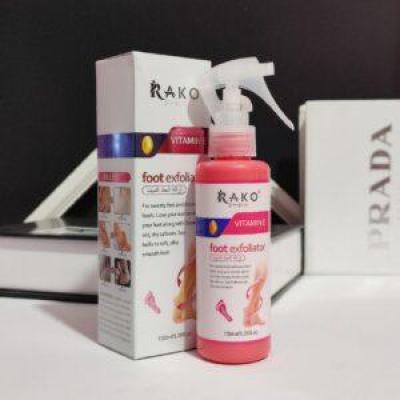 اسپری رفع ترک پا راکو مدل ویتامین E لایه بردار و روشن کننده ی پا و ترک