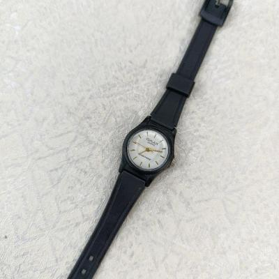 ساعت دخترانه اوماکس