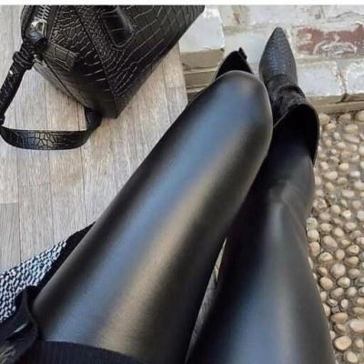 لگ چرمی زنانه