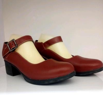 کفش پاشنه دار اداری زنانه