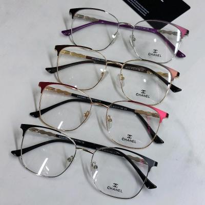 عینک طبی فلزی استیل مدل مربعی برند شنل فریم طبی مربعی زنانه دخترانه