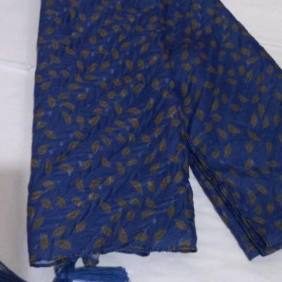 شال طرح دار پلیسه