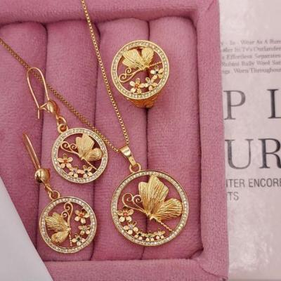 سرویس طرح طلا جدید – شیک، خاص و با کیفیت عالی ارسال رایگان