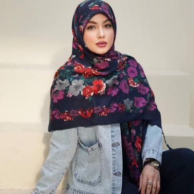 روسری زنانه چهار فصل نخ پنبه سیا اسکارف-156916