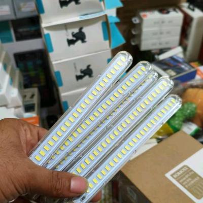 چراغ LEDبزرگ