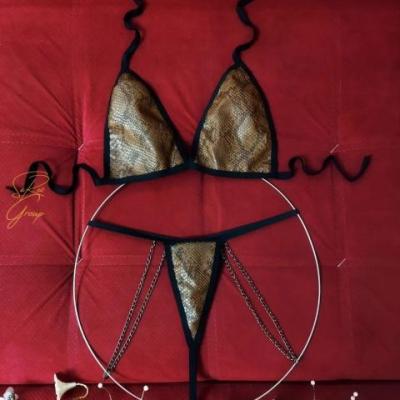 ست شورت و سوتین چرم