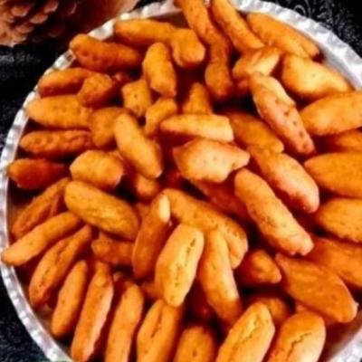 بژی یا برساق شیرینی محلی کرمانشاه درست شده باروغن کرمانشاهی