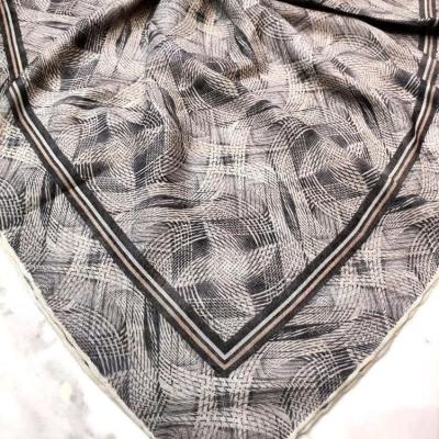 روسری نخی دست دوز