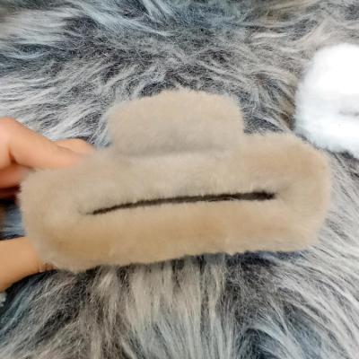 کلیپس سایز بزرگ پشمی