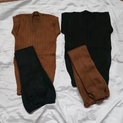 جلیقه شلوار با هم پشم شتری