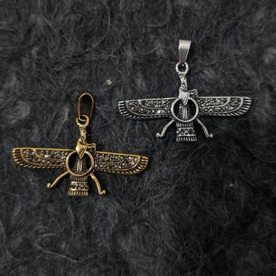 گردنبند وآویز پلاک مردانه مدل فروهر نگین کاری