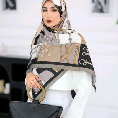 روسری مجلسی ابریشم توییل قواره 130 کد 1009