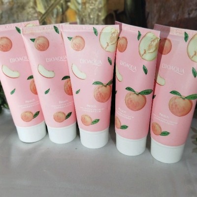 فوم هلو بیوآکوا پاکسازی پوست هلو