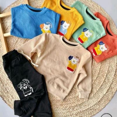 بلوز و شلوار بچگانه اسپرت دورس بیسکوییتی مناسب دختر و پسر