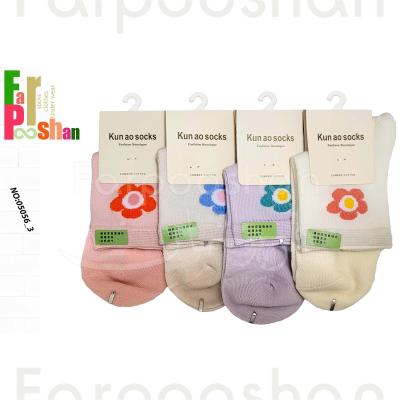 جوراب ساق بلند دخترانه مدل فلاور کد 3-05056 بسته 4 عددی