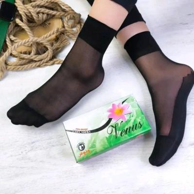 جوراب زنانه