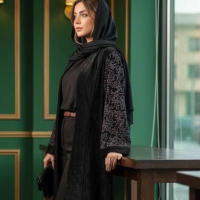 مانتو مجلسی مخمل مدل ترکیبی گیپور مخمل برجسته( سایز بزرگ دارد)