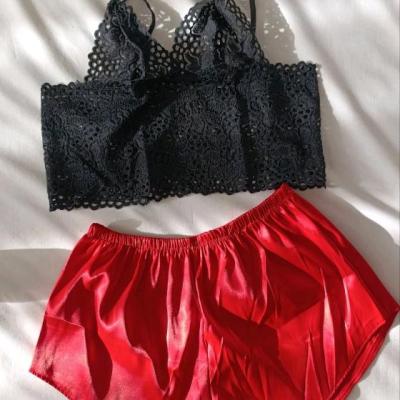 ست نیم تنه دانتل گیپور و شورتک ساتن