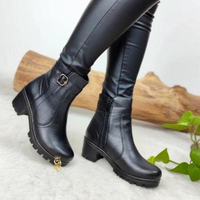 نیم بوت طبی ماتان