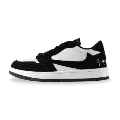 کتونی نایک ترویس سفیدمشکی زنانه