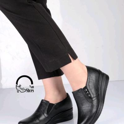 کفش طبی زنانه