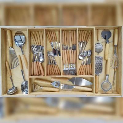 جاقاشقی داخل کابینت کشویی کوچک